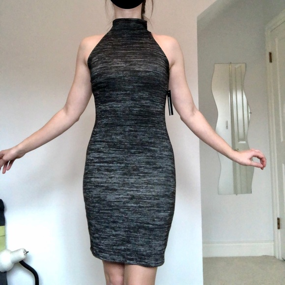 Turtleneck sleeveless knit black dress size small - Picture 3 of 4